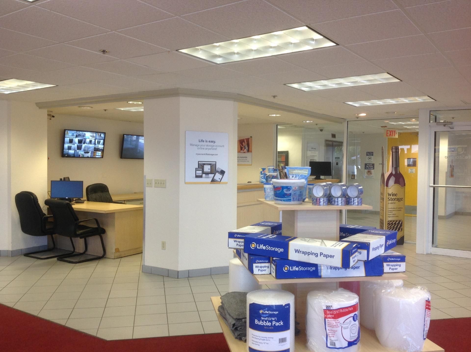 2×4 Self Storage Unit in Fort Lauderdale, FL 747 NE 3rd Ave Fort Lauderdale, Florida 3