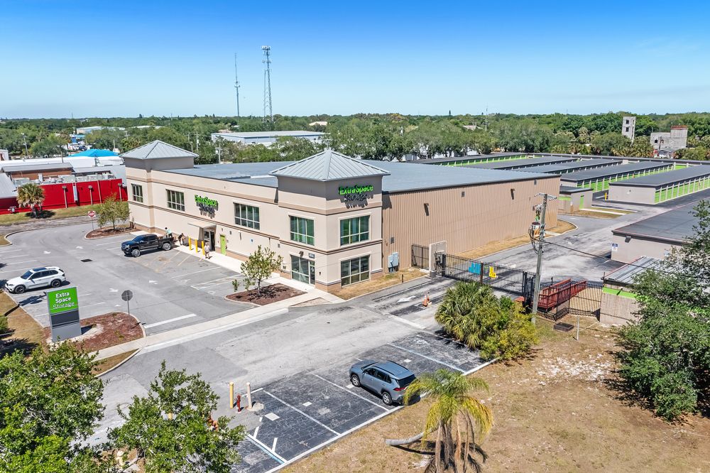 Extra Space Storage  1923 N Wickham Rd in Melbourne, FL