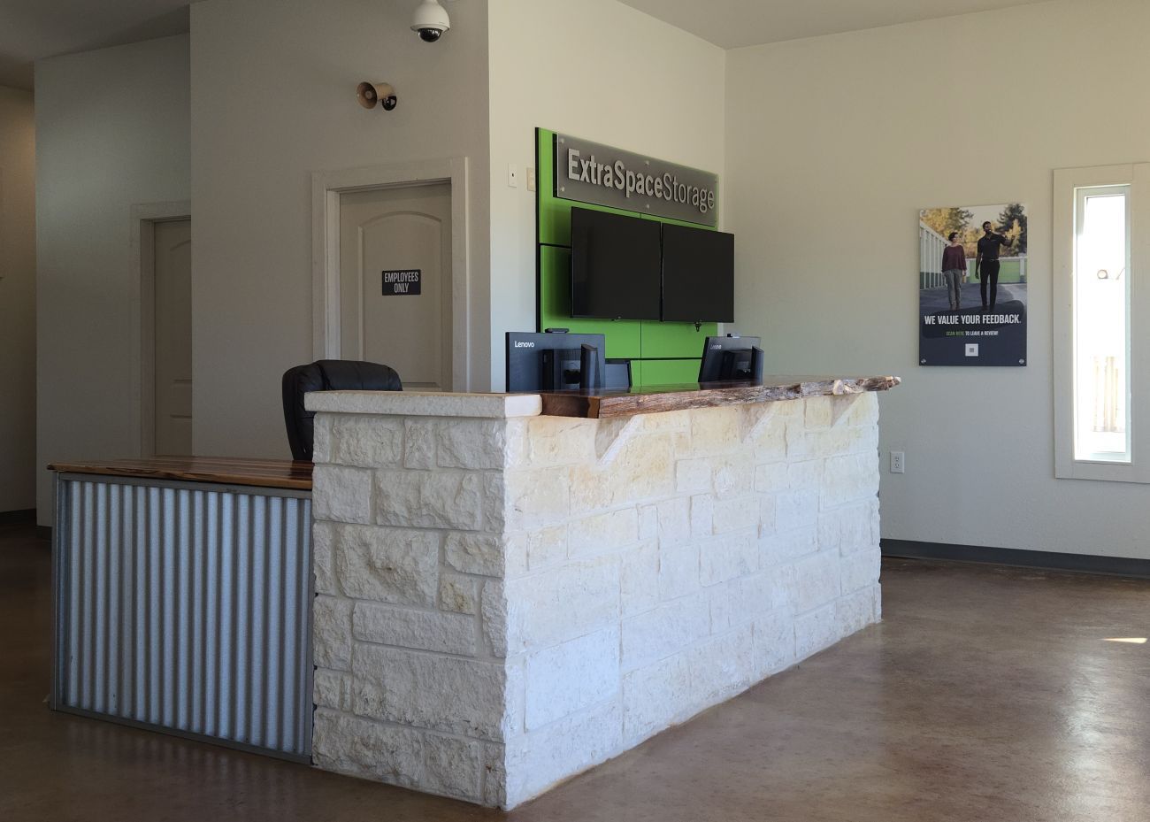 Extra Space Storage  1730 River Rd in Boerne, TX