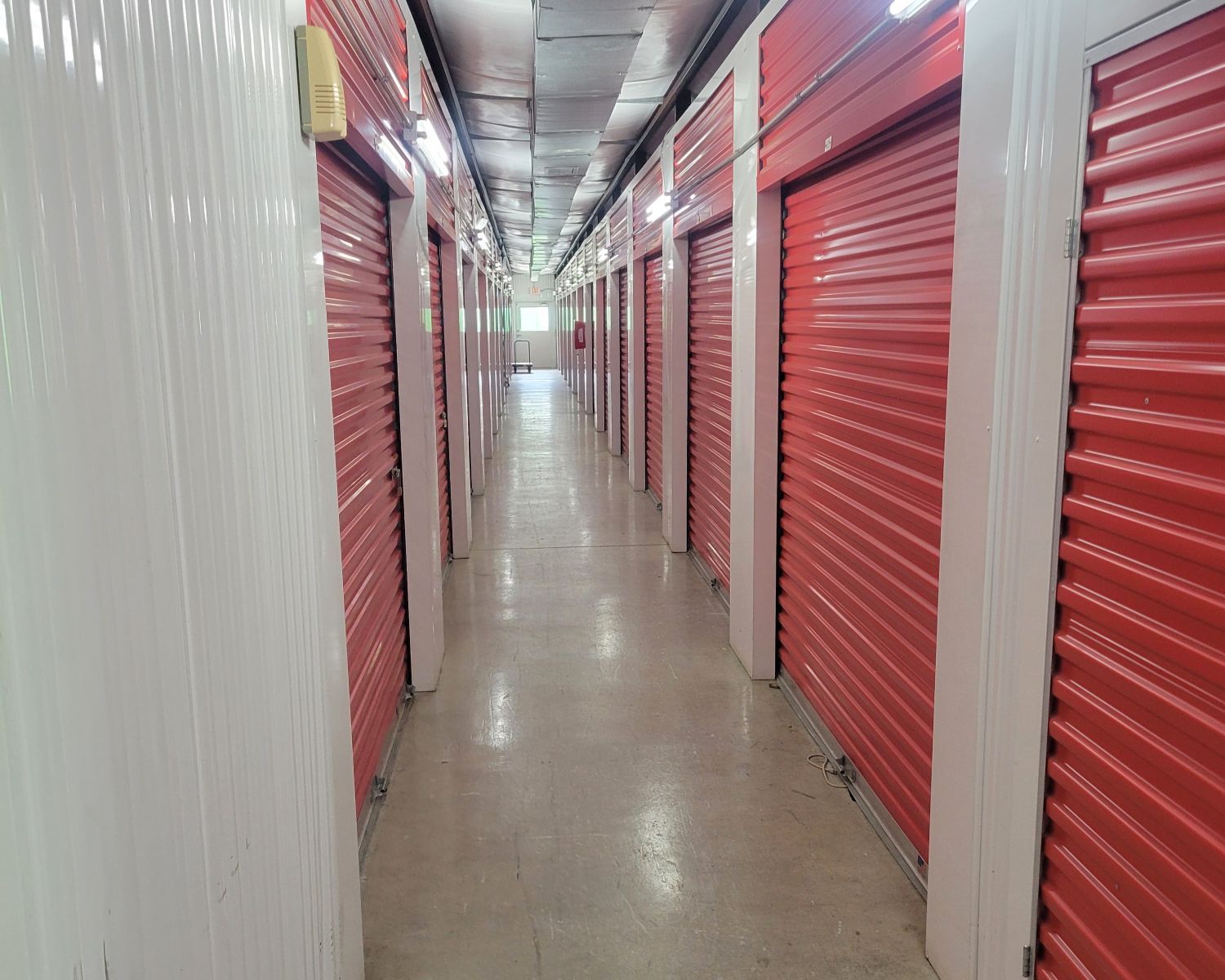 Extra Space Storage  8600 Main St in Houston, TX