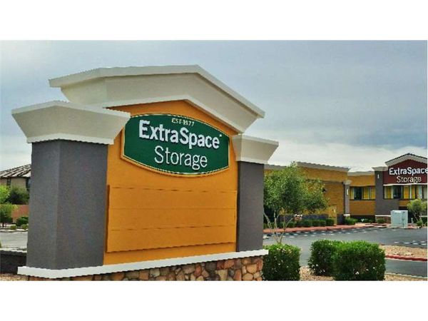 Extra Space Storage facility at 9363 E Southern Ave - Mesa, AZ
