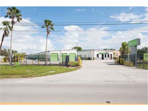 Extra Space Storage facility at 14600 Old 41 N - Naples, FL