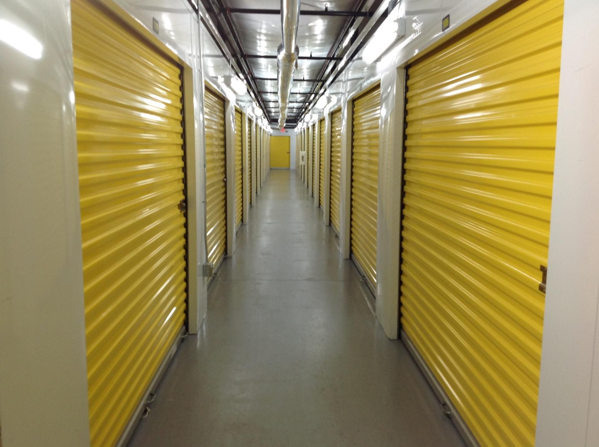 Extra Space Storage  2650 W 25th St in Sanford, FL