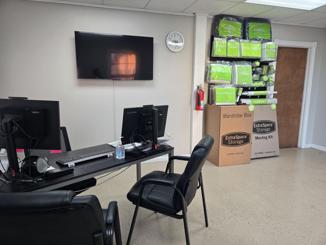 10×10 Self Storage Unit in San Antonio, TX 7095 Crestway Rd San Antonio, Texas 3