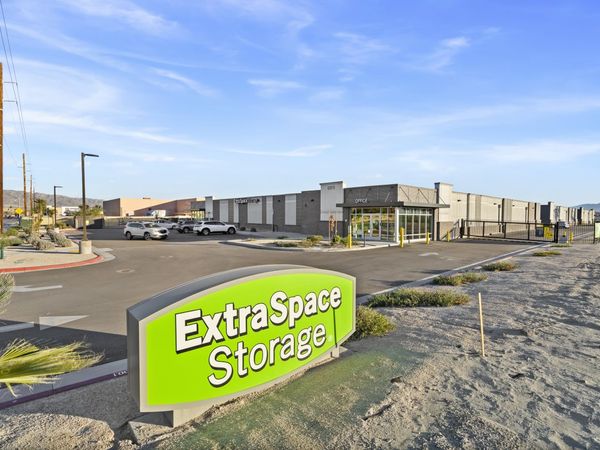 Extra Space Storage facility at 82815 Avenue 42 - Indio, CA