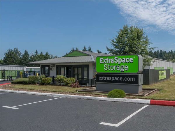 Extra Space Storage facility at 8016 NE 78th St - Vancouver, WA