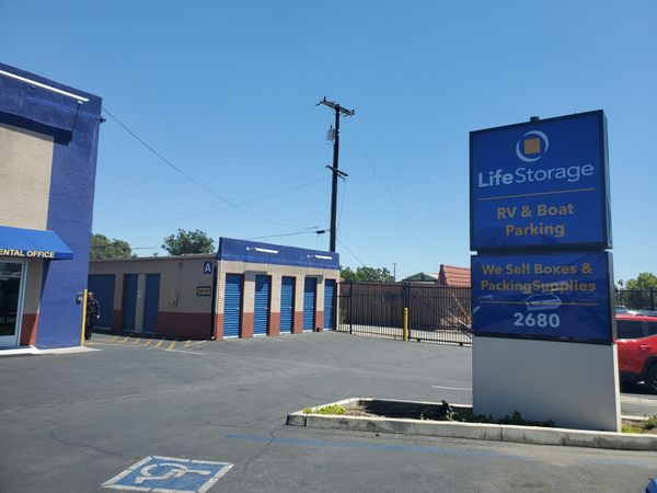 Life Storage facility on 2680 N Garey Ave - Pomona, CA