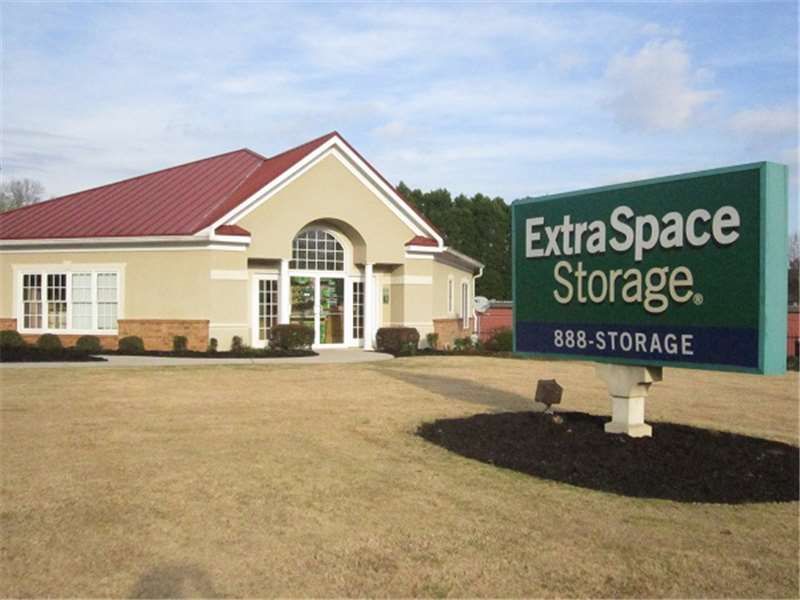 Extra Space Storage  5151 Annistown Rd in Stone Mountain, GA