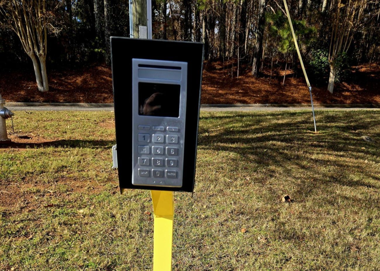 Extra Space Storage in Riverdale, GA  303 Highway 138 SW 2