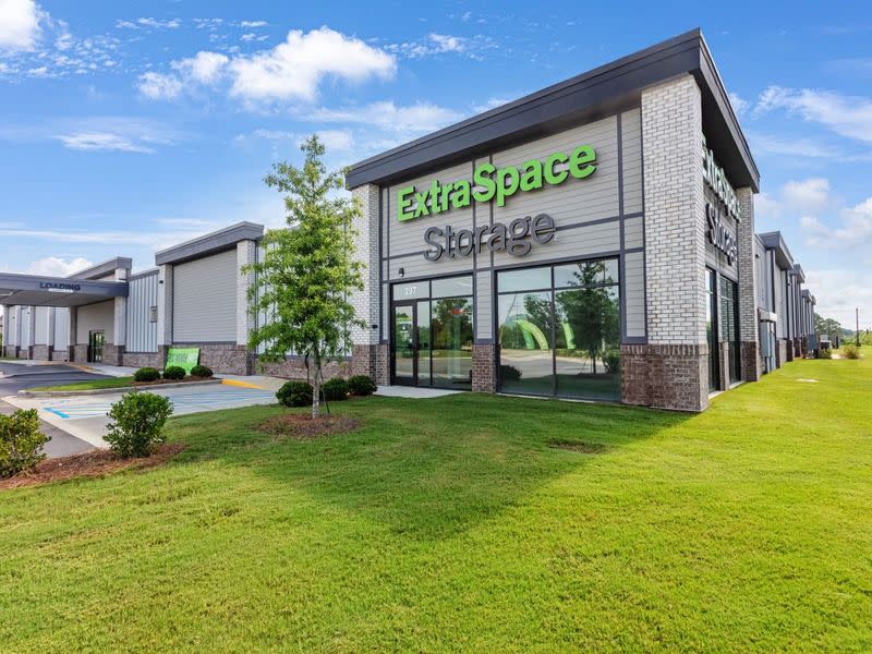 Storage Units in Montgomery, AL at 297 Ray Thorington Rd | Extra Space ...