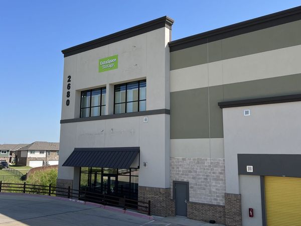 Extra Space Storage facility at 2680 Gus Thomasson Rd - Mesquite, TX
