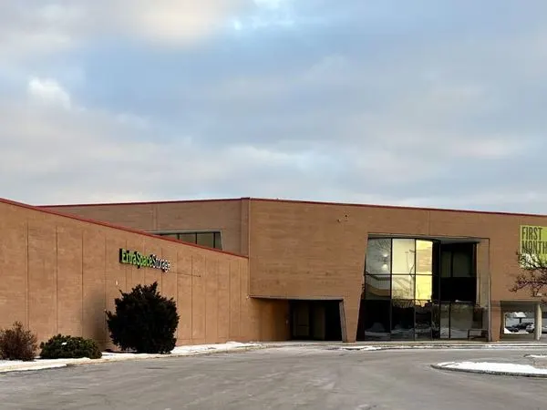 Extra Space Storage at 8311 W North Ave, Melrose Park, IL 60160
