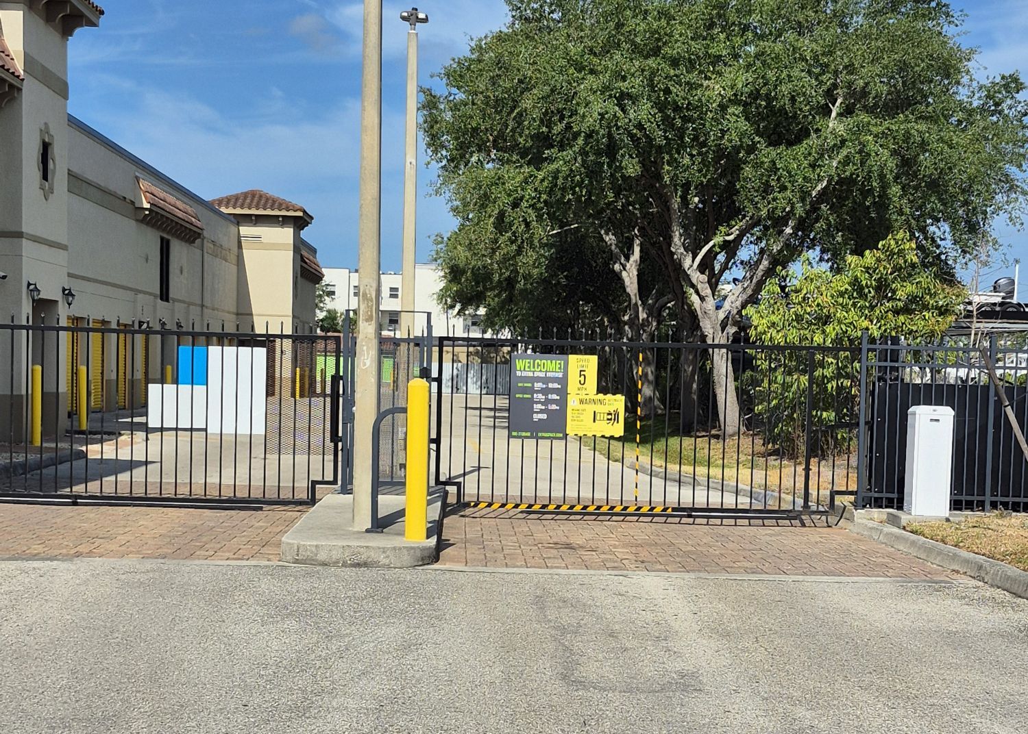 Extra Space Storage  19400 S Tamiami Trl in Fort Myers, FL