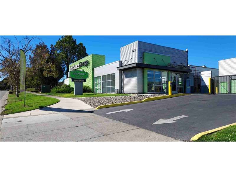 Extra Space Storage  4031 Lakeside Dr in San Pablo, CA