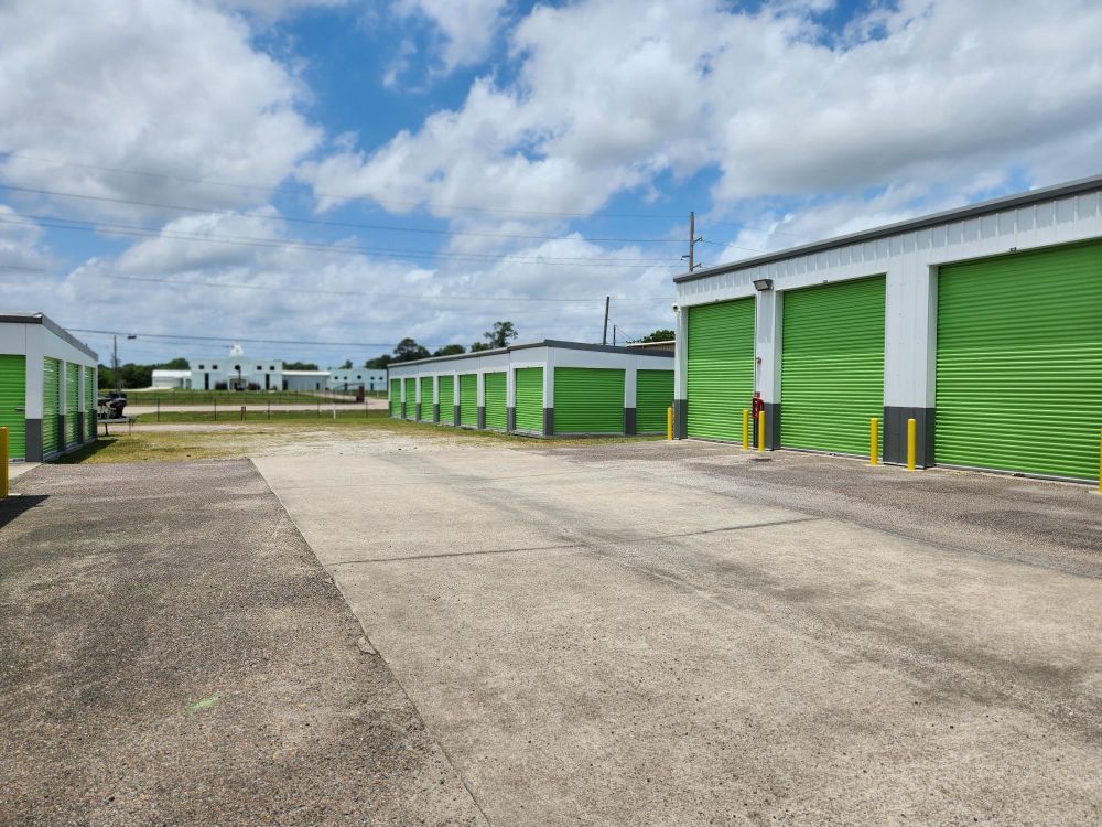 Extra Space Storage  1655 S Major Dr in Beaumont, TX