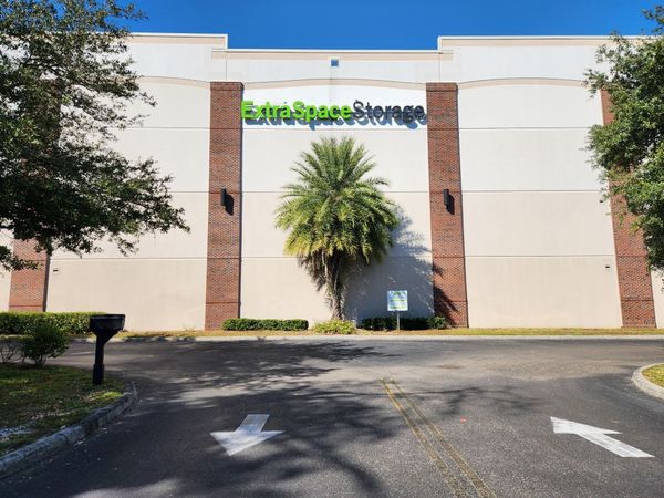 Extra Space Storage facility at 600 Blanding Blvd - Orange Park, FL