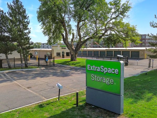 Extra Space Storage facility at 5815 Arapahoe Ave - Boulder, CO