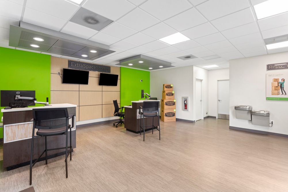 5×4 Self Storage Unit in Margate, FL 1880 N State Road 7 Margate, Florida 3