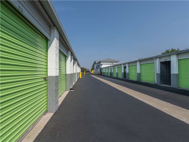 Extra Space Storage  9180 Alcosta Blvd in Dublin, CA