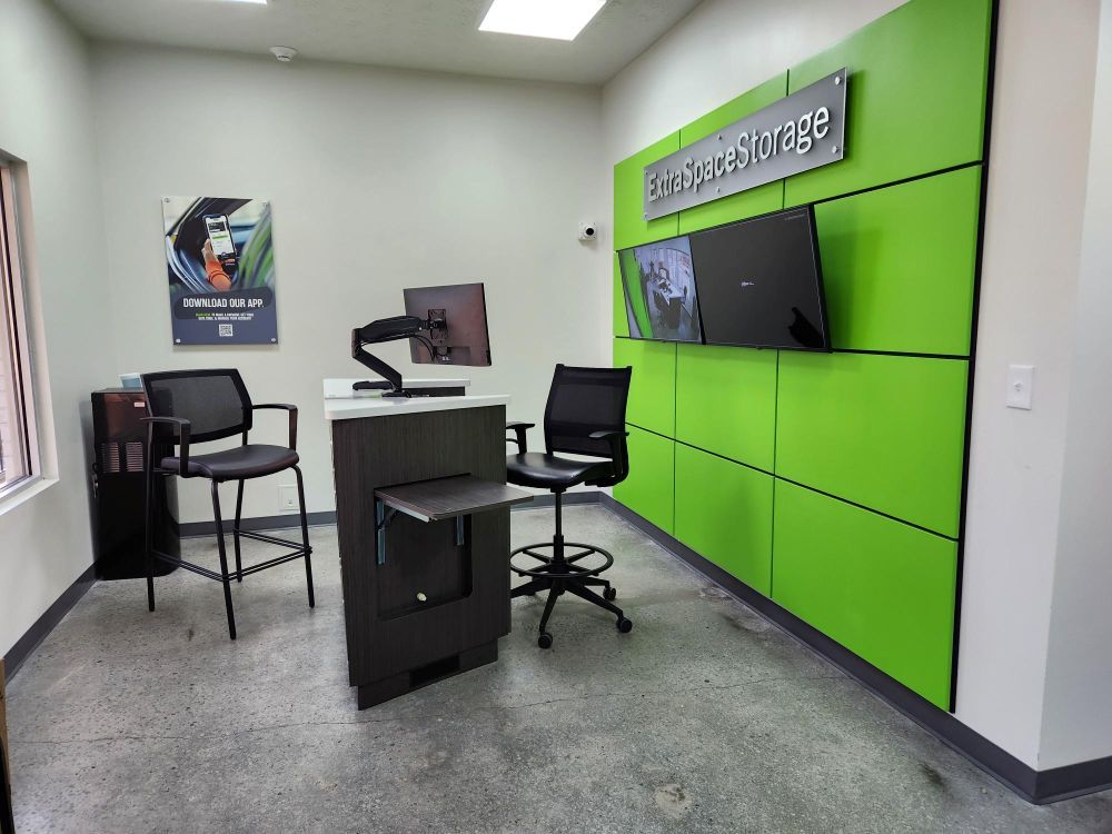 Extra Space Storage in Alpharetta, GA  12390 Arnold Mill Rd STE C 3
