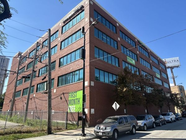 Extra Space Storage facility at 465 N Desplaines St - Chicago, IL