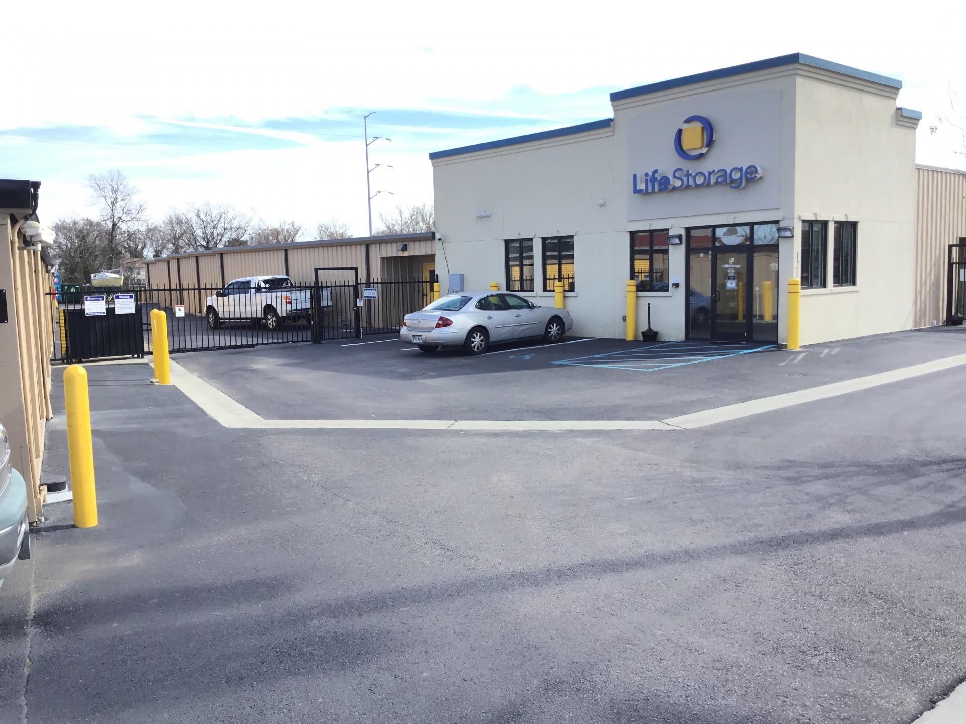 15×5 Self Storage Unit in Norfolk, VA 1213 E Brambleton Ave Norfolk, Virginia