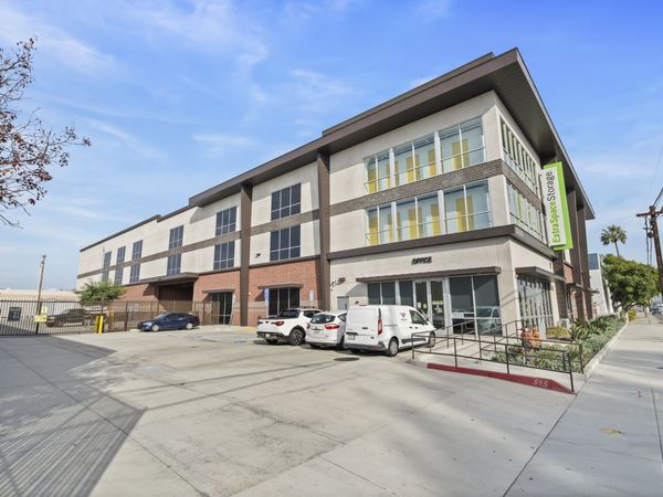 Extra Space Storage facility at 3155 W El Segundo Blvd - Hawthorne, CA