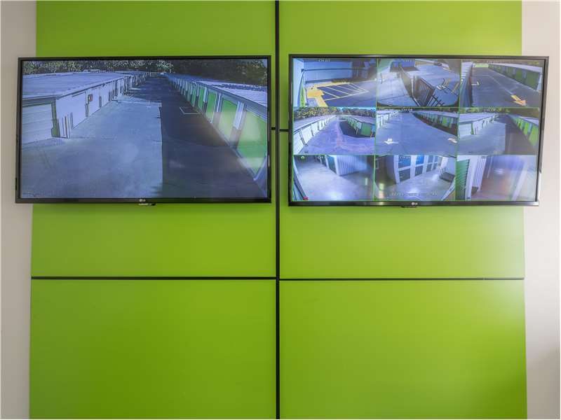 Extra Space Storage  2910 Lawndale Dr in Greensboro, NC