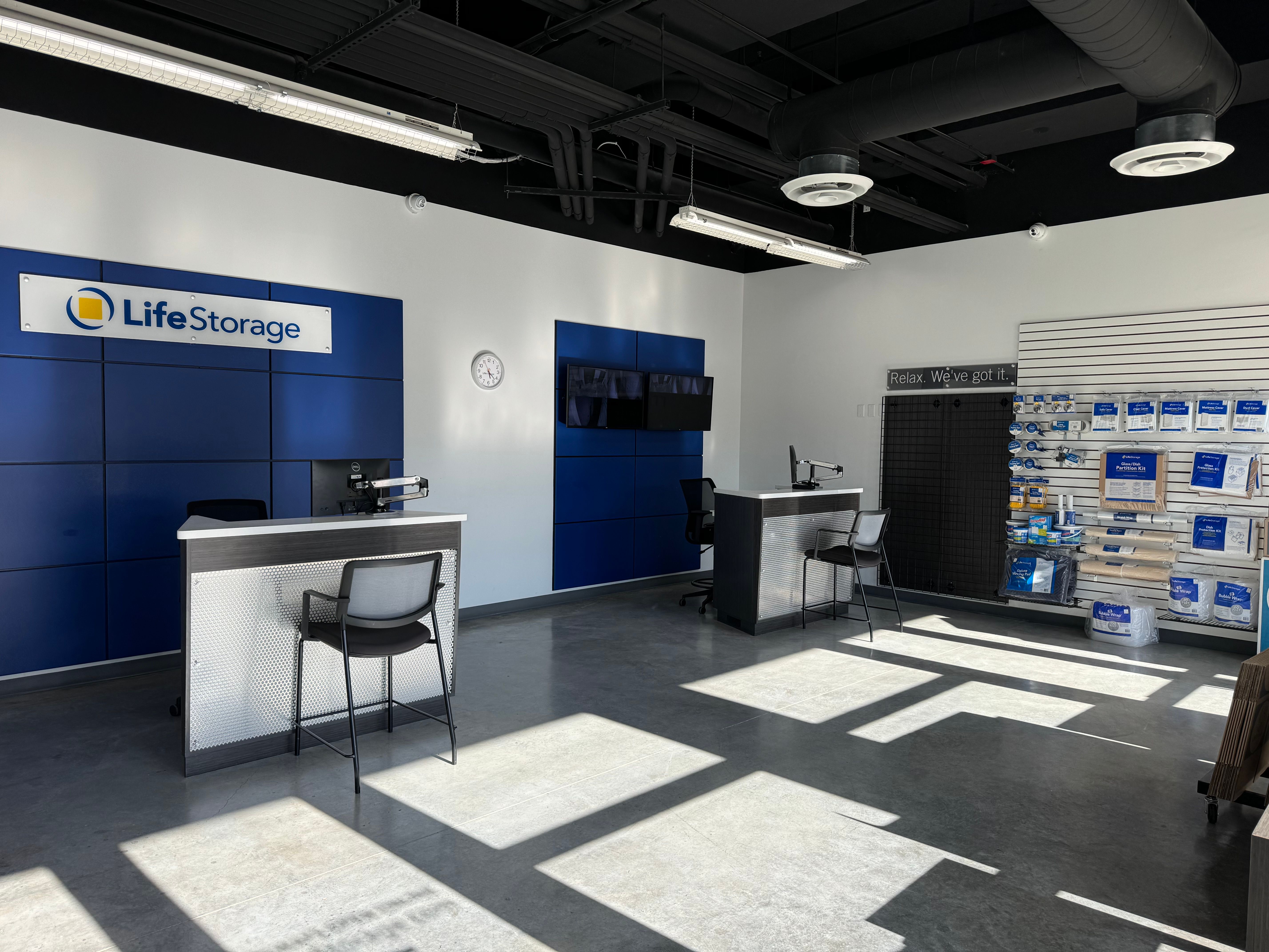 5×5 Self Storage Unit in Miami, FL 201 NW 37th Ave Miami, Florida 3