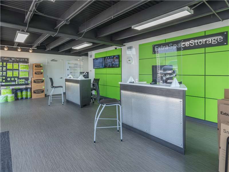 20×10 Self Storage Unit in San Antonio, TX 4515 De Zavala Rd San Antonio, Texas 3