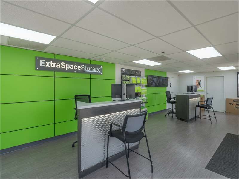 2×3 Self Storage Unit in Dallas, TX 12190 Inwood Rd Dallas, Texas 3