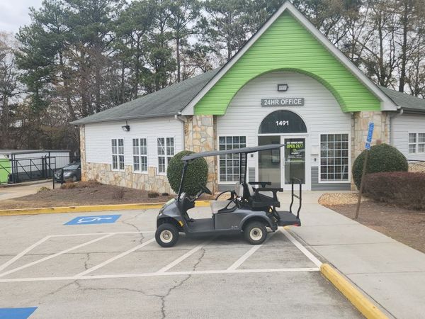 Extra Space Storage facility at 1491 N Hairston Rd - Stone Mountain, GA