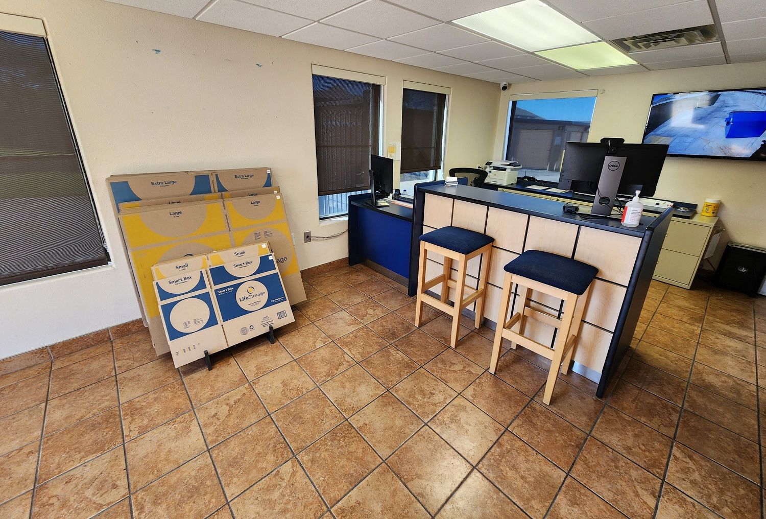 5×5 Self Storage Unit in San Antonio, TX 3615 N Foster Rd San Antonio, Texas 3