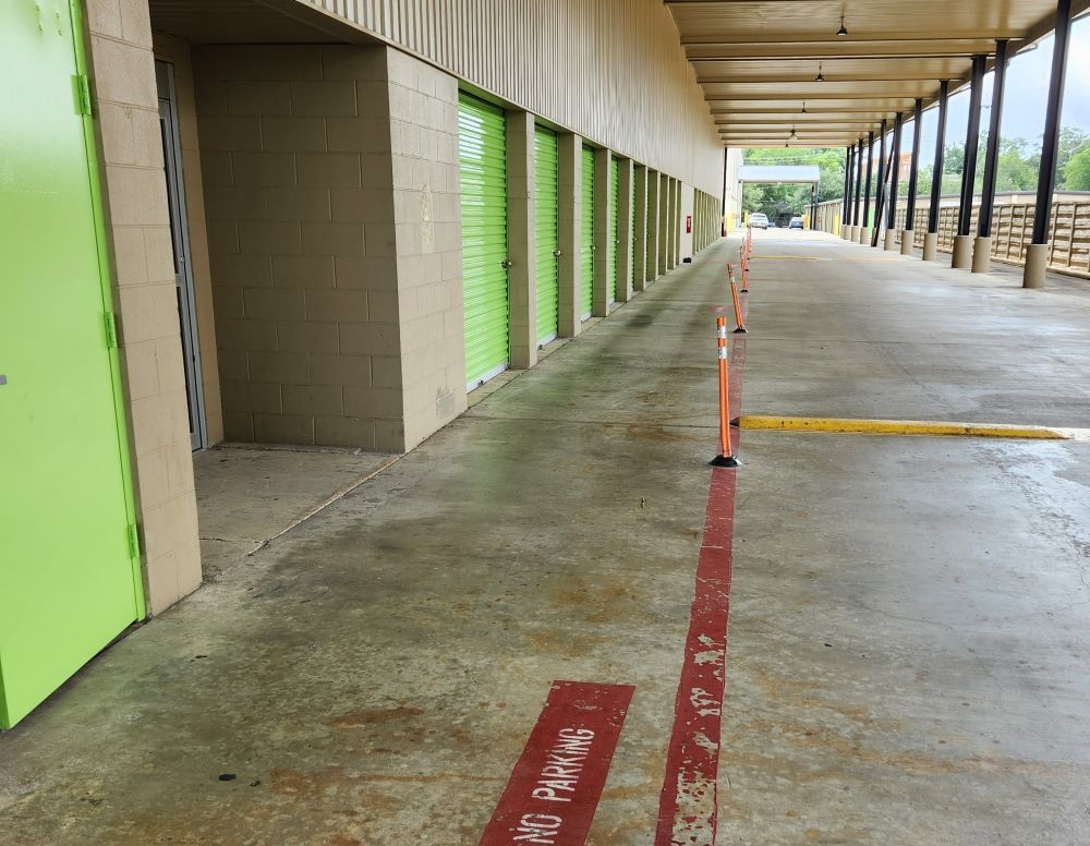 Extra Space Storage  5415 Bissonnet St in Houston, TX