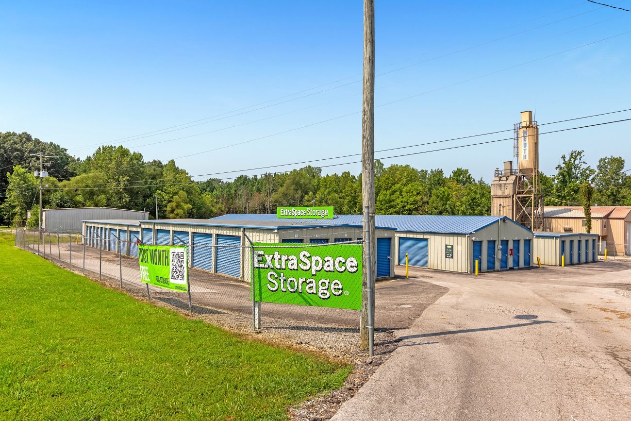 10×20 Garage in Central City, KY 10109 US-431 N Central City, Kentucky