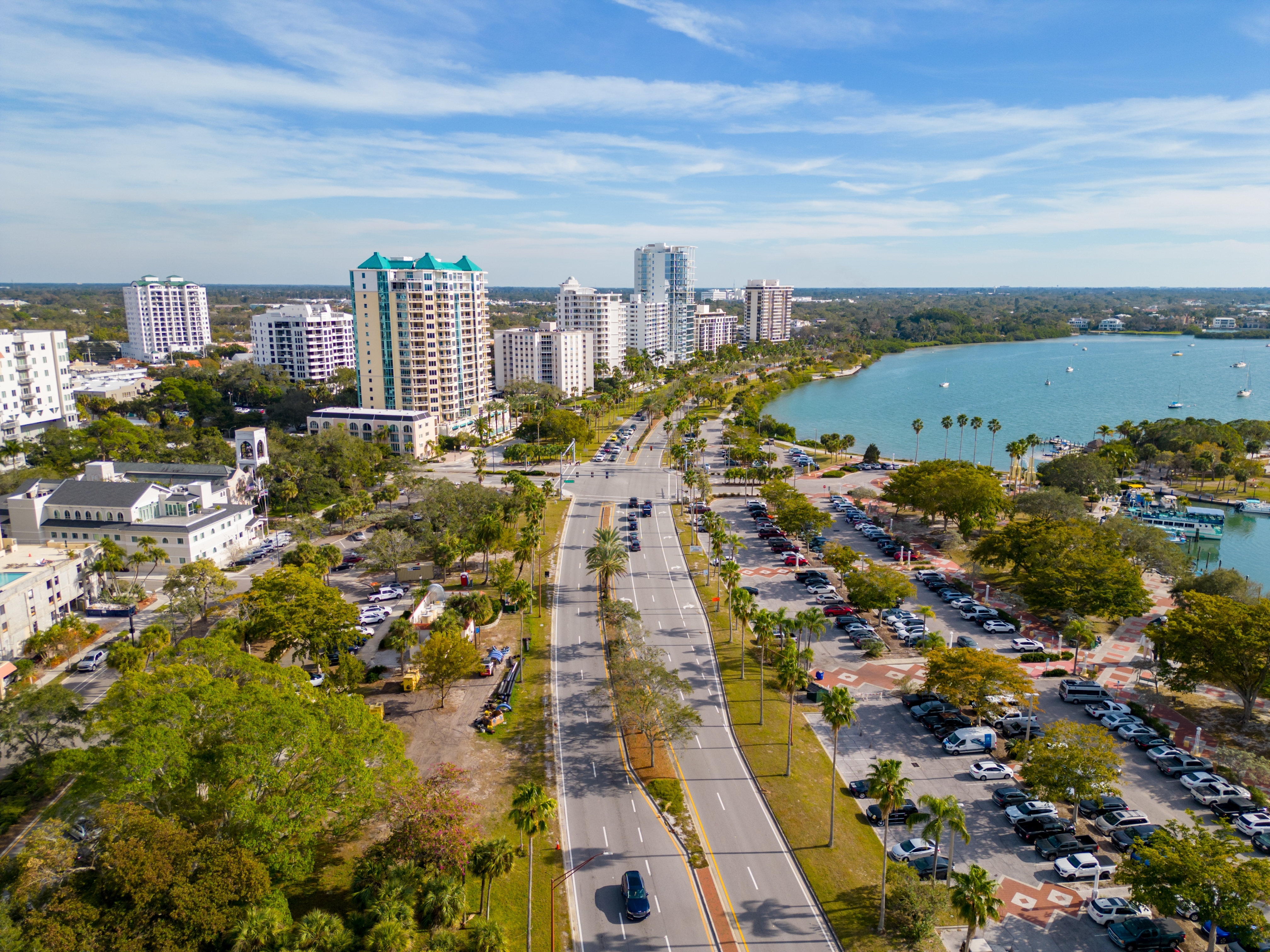 Article Image: Where to Get Free & Cheap Moving Boxes in Sarasota