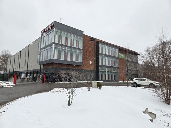 Extra Space Storage facility at 20709 Route 19 - Cranberry Township, PA