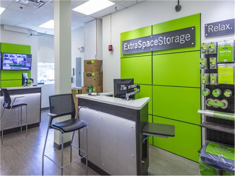5×5 Self Storage Unit in Quincy, MA 21 Weston Ave Quincy, Massachusetts 3