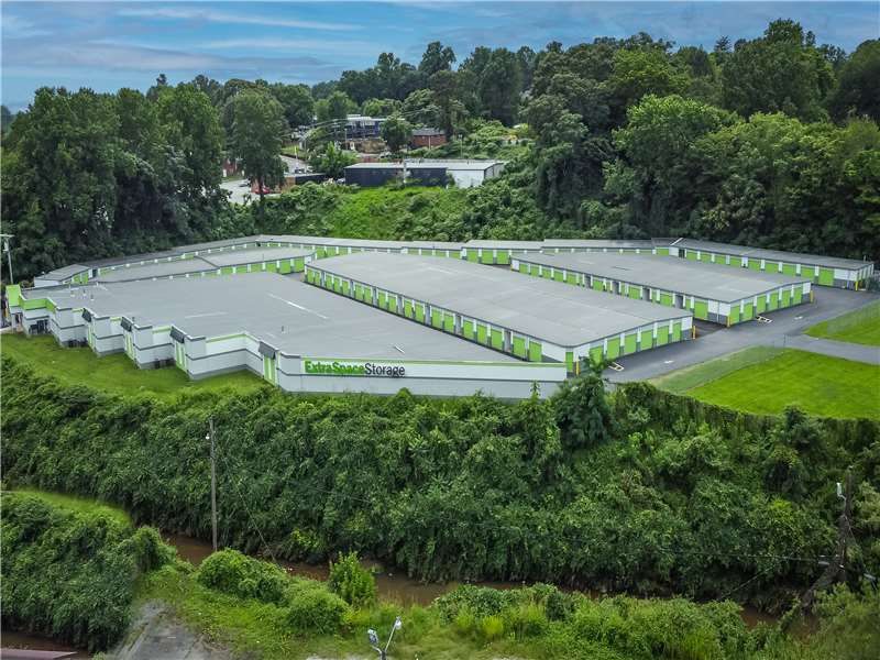 Extra Space Storage  550 Peters Creek Pkwy in Winston-Salem, NC