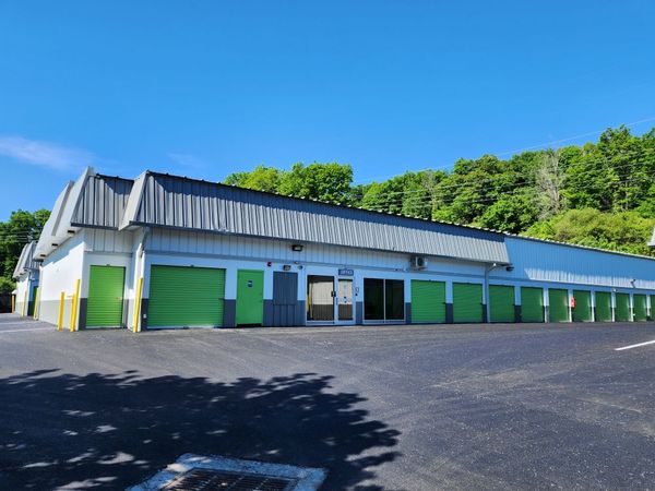 Extra Space Storage facility at 5 Lupi Ct - Mahopac, NY