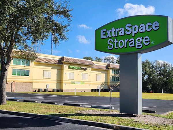 Extra Space Storage facility at 5109 Fruitville Rd - Sarasota, FL