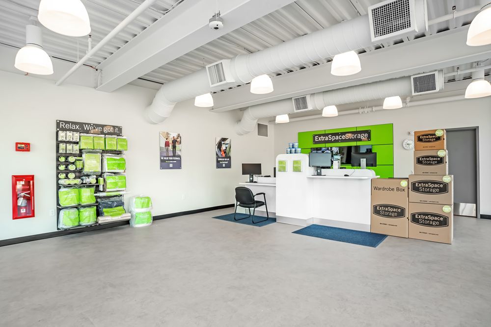 5×5 Self Storage Unit in Salem, MA 435 Highland Ave Salem, Massachusetts 3
