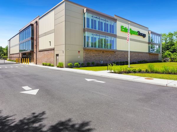 Extra Space Storage facility at 403 Oakwood Rd - Huntington Station, NY