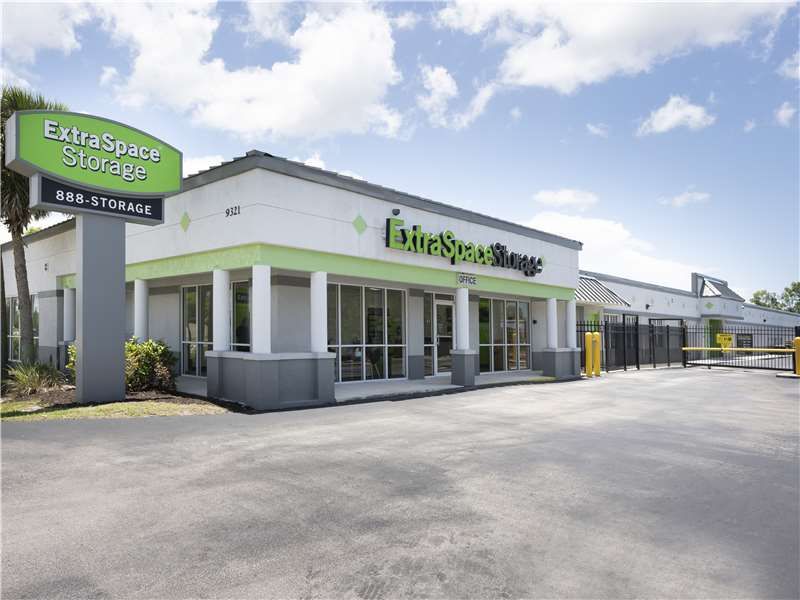 Extra Space Storage  9321 Cypress Lake Dr in Fort Myers, FL