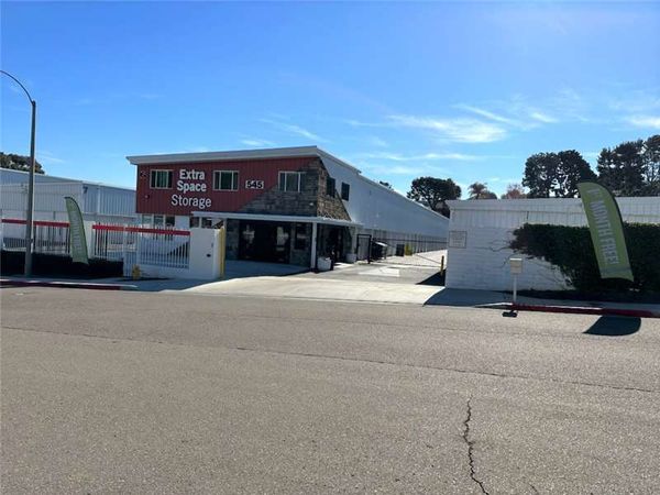 Extra Space Storage facility at 545 Stevens Ave W - Solana Beach, CA