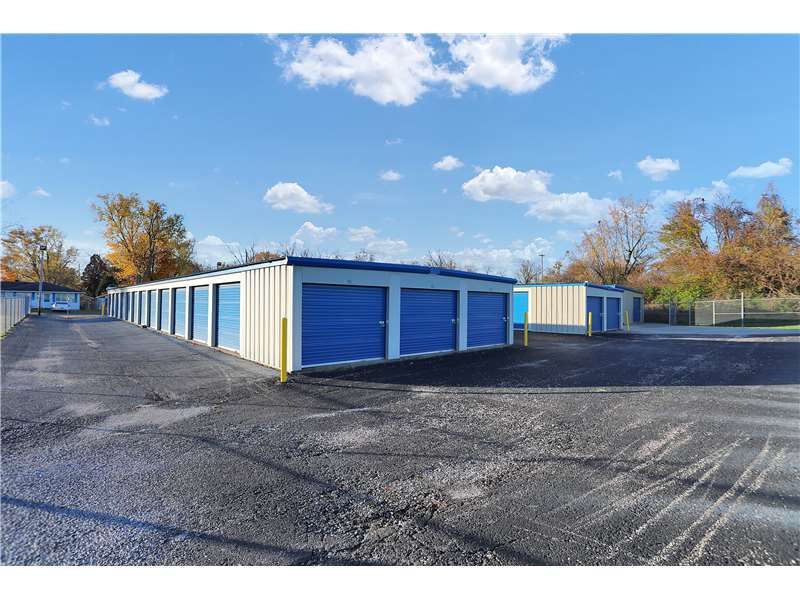 Extra Space Storage  1028 E State St in Princeton, IN