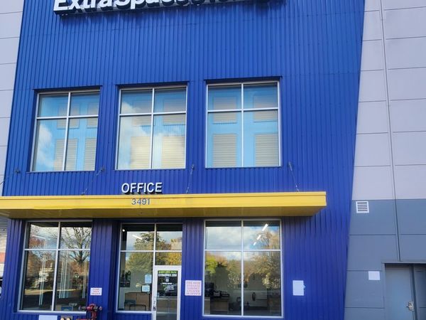 Extra Space Storage facility at 3491 Fort Hamilton Pkwy - Brooklyn, NY