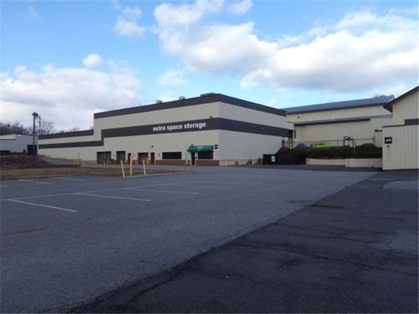 Extra Space Storage facility at 43 Ramapo Valley Rd - Mahwah, NJ