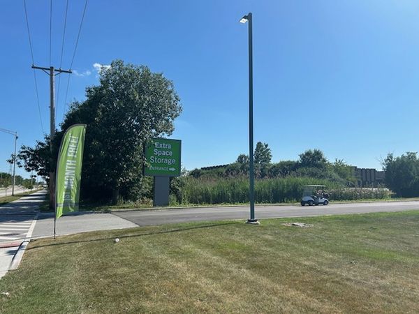 Extra Space Storage facility at 21700 S Cicero Ave - Matteson, IL