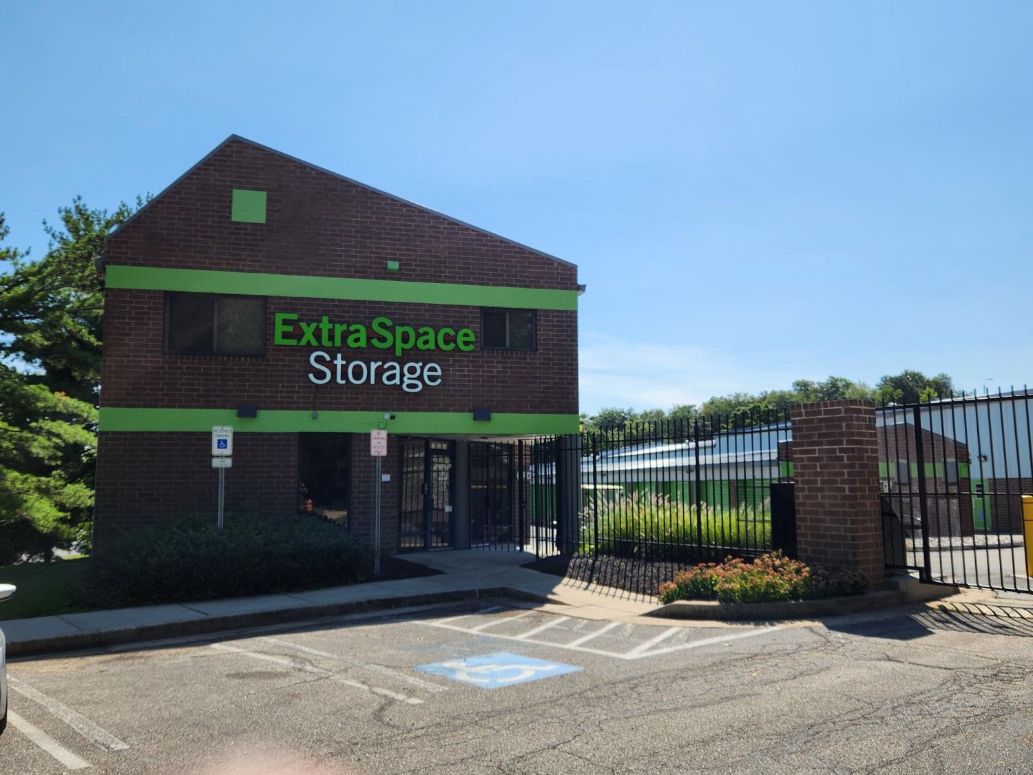 Extra Space Storage  25 Fontana Ln in Rosedale, MD